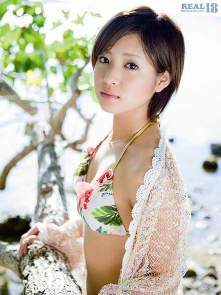 REAL18 折山みゆ写真集 | dアニメストア